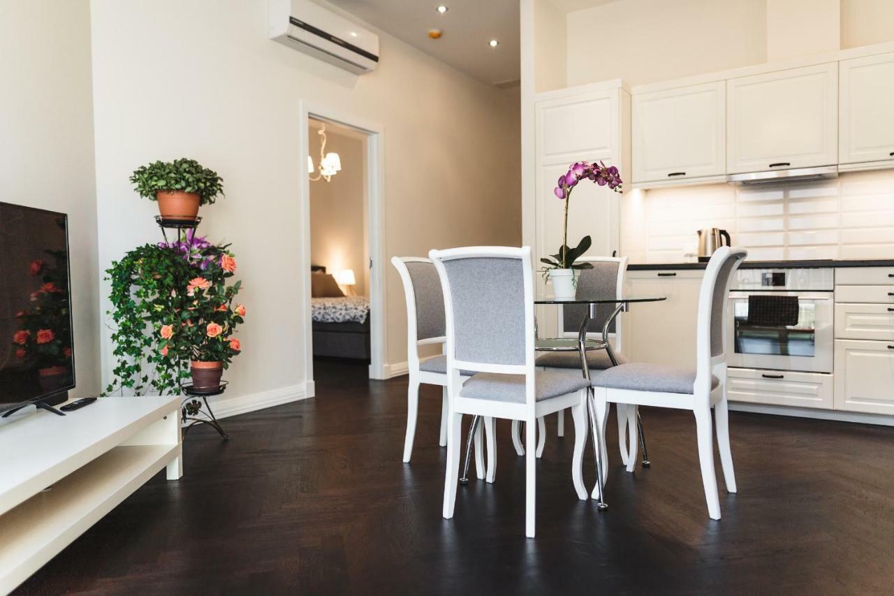 Exclusive Ridzenes Rezidence Apartment Riga Ngoại thất bức ảnh
